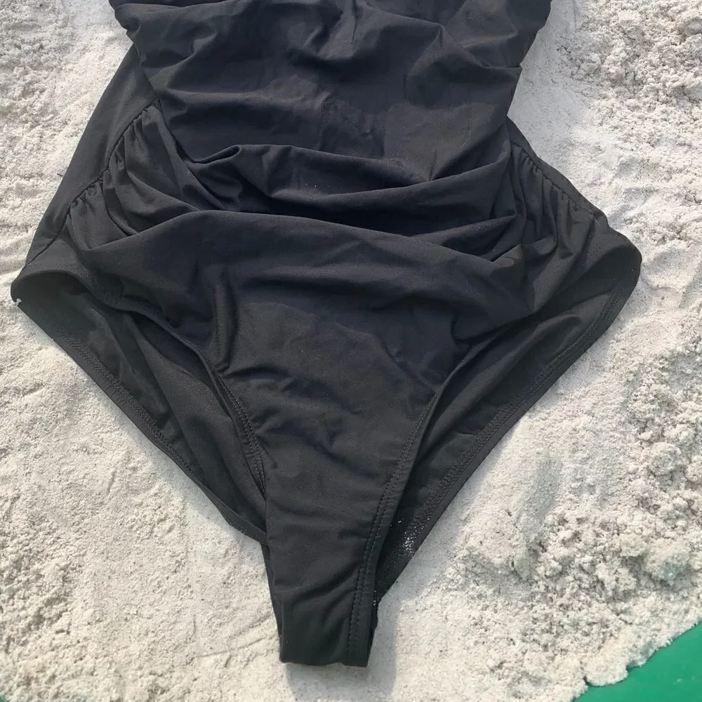 DANA BUCHMAN BLACK & BLUE ONE PIECE SWIMSUIT S-14